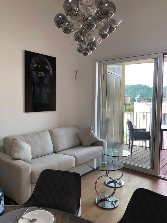 Ferienwohnung Laveno-Mombello Exterior photo